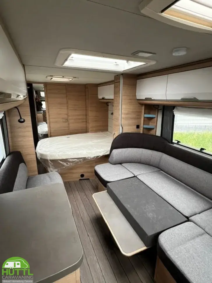 Fahrzeugbild Knaus Südwind 650 PXB Black Selection ab sofort verfügbar #7