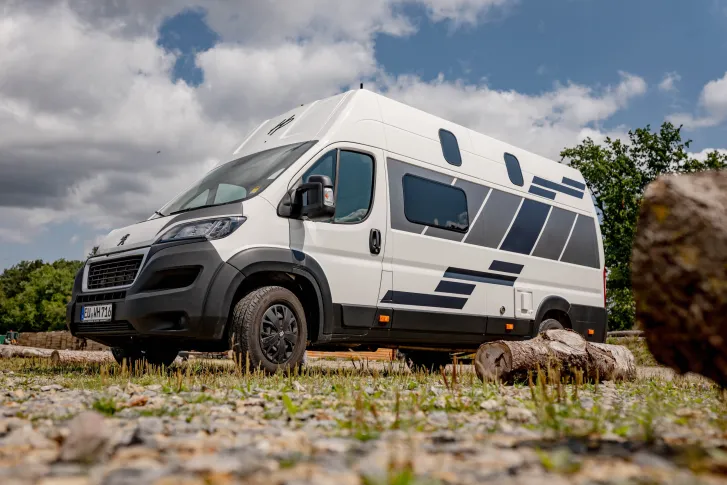 Fahrzeugbild Peugeot Boxer 2,0 HDi Top Ausstattung #1