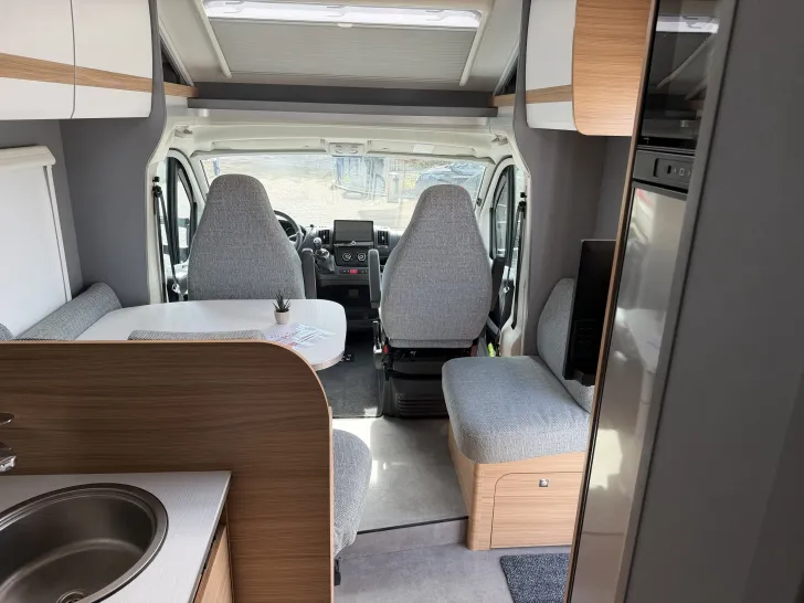 Fahrzeugbild Dethleffs Dog-Liner TE 741 #6