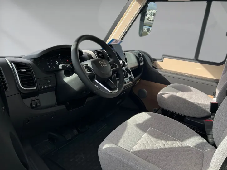 Fahrzeugbild Carthago C2-tourer I 143 KB LE comfort C Selection (340) #9
