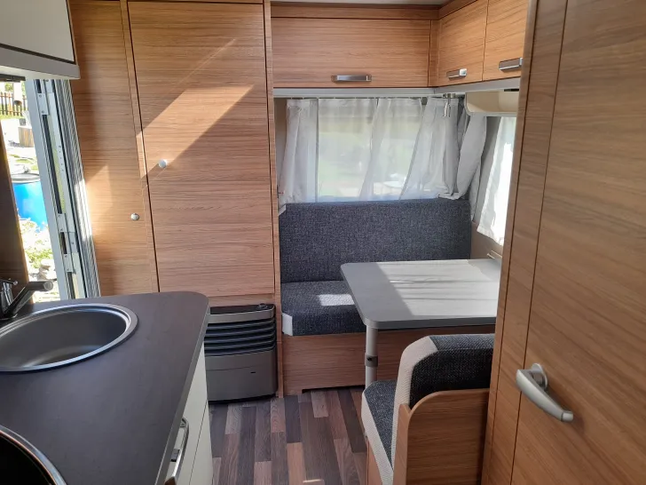 Fahrzeugbild Weinsberg CaraOne 420 QD #9