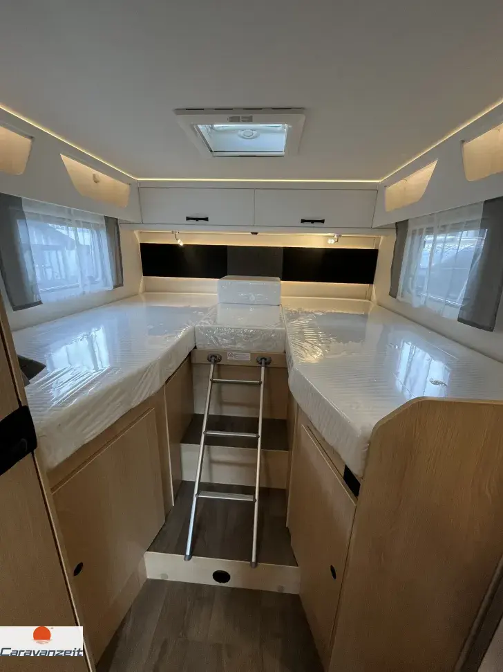 Fahrzeugbild Sunlight T 68 grosse Heckgarage+Automatik* #15