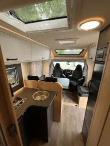 Fahrzeugbild Sunlight T 68 grosse Heckgarage+Automatik* #16