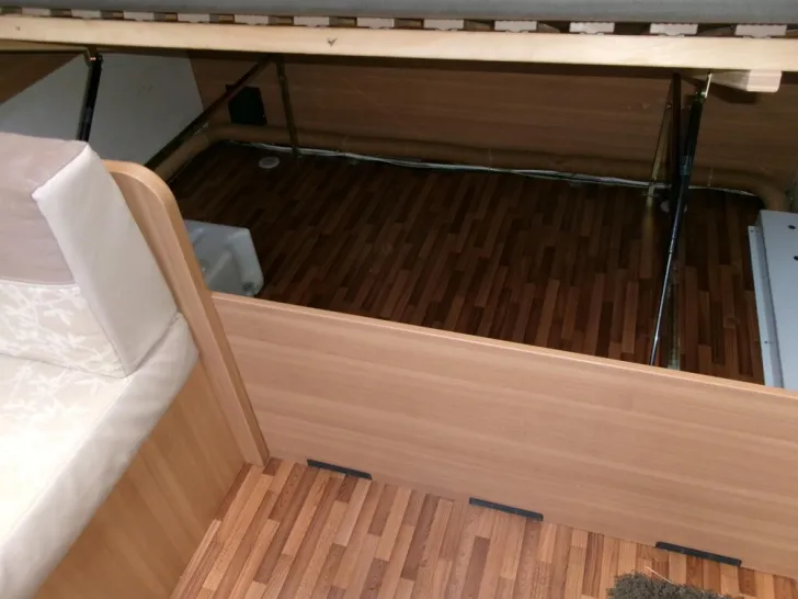 Fahrzeugbild Hymer Eriba Living 525 #8