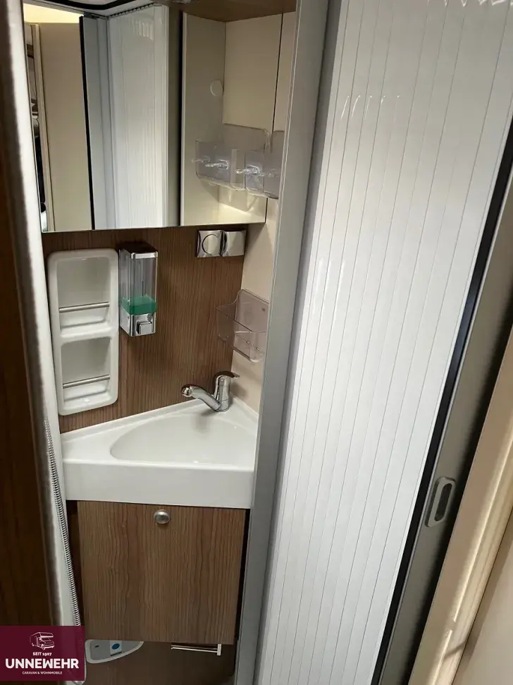 Fahrzeugbild Carthago Malibu Van 640 LE RB charming #13