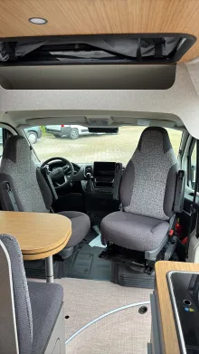 Sicht vorne-hinten Hymer Camper Van Redwood 600 Sofort verfügbar