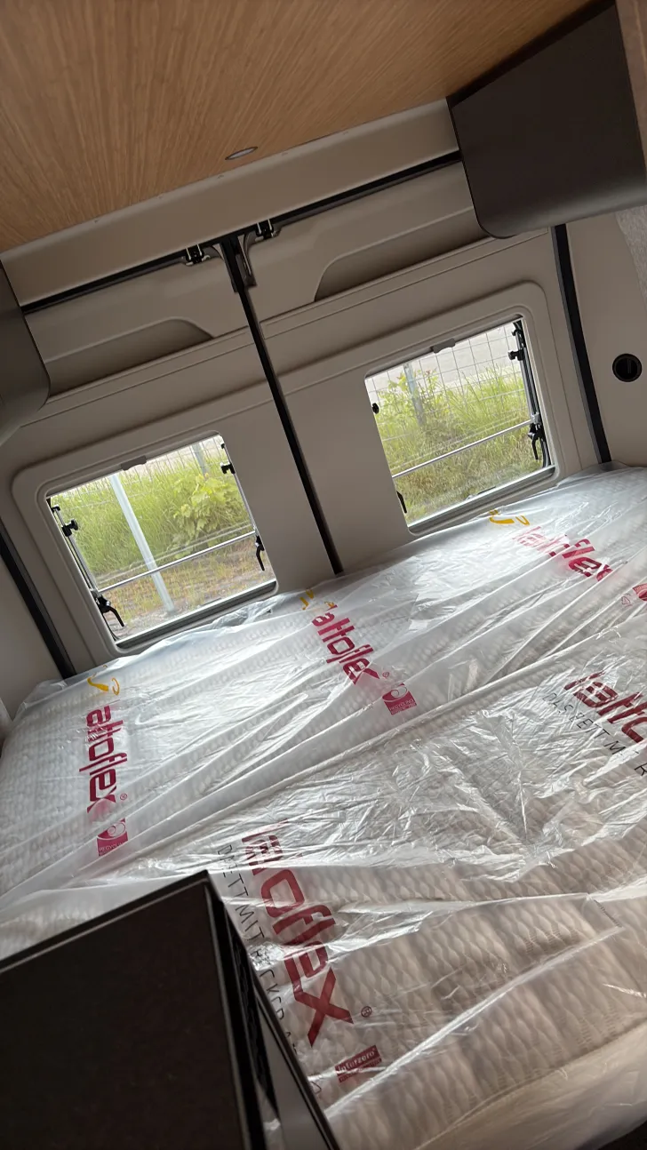 Betten Hymer Camper Van Redwood 600 Sofort verfügbar