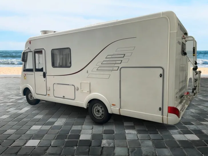 Fahrzeugbild Hymer B 514/Festbett/Hubbett/Garage/Solar #4