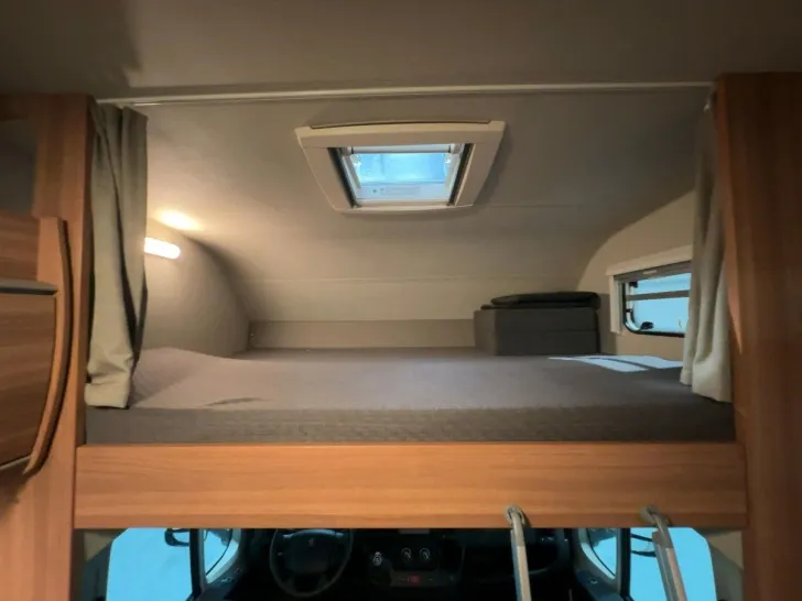 Fahrzeugbild Weinsberg CaraHome 600 DKG/Etagenbetten/Garage/Klima/Marki #11