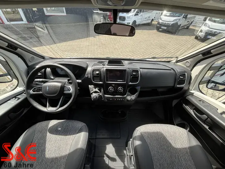 Fahrzeugbild Bürstner Campeo TD 590 #22