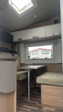 Fahrzeugbild Weinsberg CaraHome 600 DKG mit TV, 3,5t #4