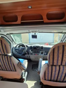 Fahrzeugbild Laika X - Teilintegriert X 715R gut gepflegtes Wohnm #7