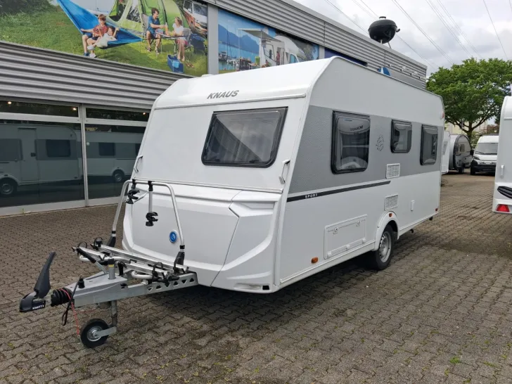 Fahrzeugbild Knaus Sport 450 FU #3