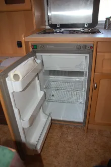 Fahrzeugbild Bürstner Amara 690 TL Freistehendes Herzog Vorzelt #8