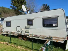 Fahrzeugbild Dethleffs Exclusiv 670 DB mit Vorzelt #3