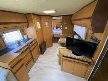 Fahrzeugbild Dethleffs Exclusiv 670 DB mit Vorzelt #6