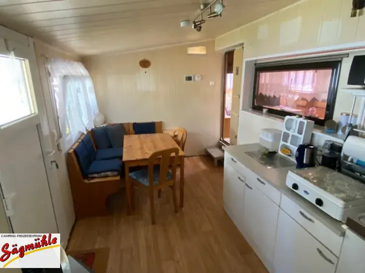 Fahrzeugbild Dethleffs Exclusiv 670 DB mit Vorzelt #9
