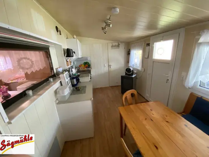 Fahrzeugbild Dethleffs Exclusiv 670 DB mit Vorzelt #10