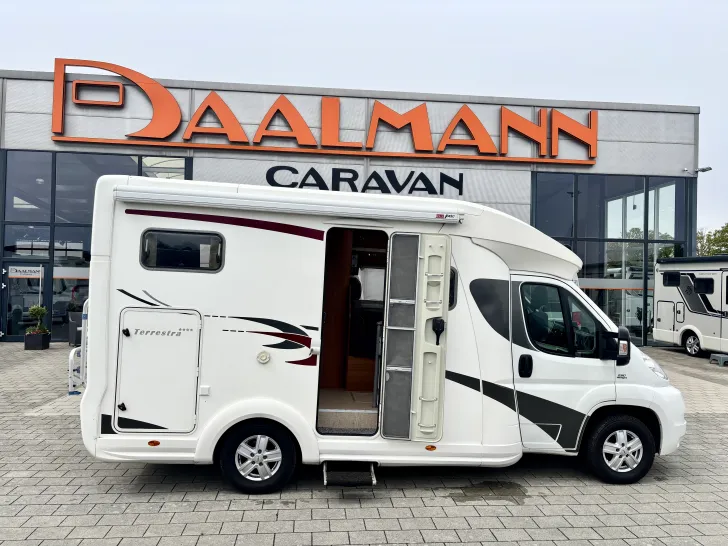 Fahrzeugbild Eura Mobil Terrestra T 590 FB AHK, TV, Navi, Kamera #7