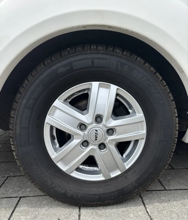 Fahrzeugbild Eura Mobil Terrestra T 590 FB AHK, TV, Navi, Kamera #20