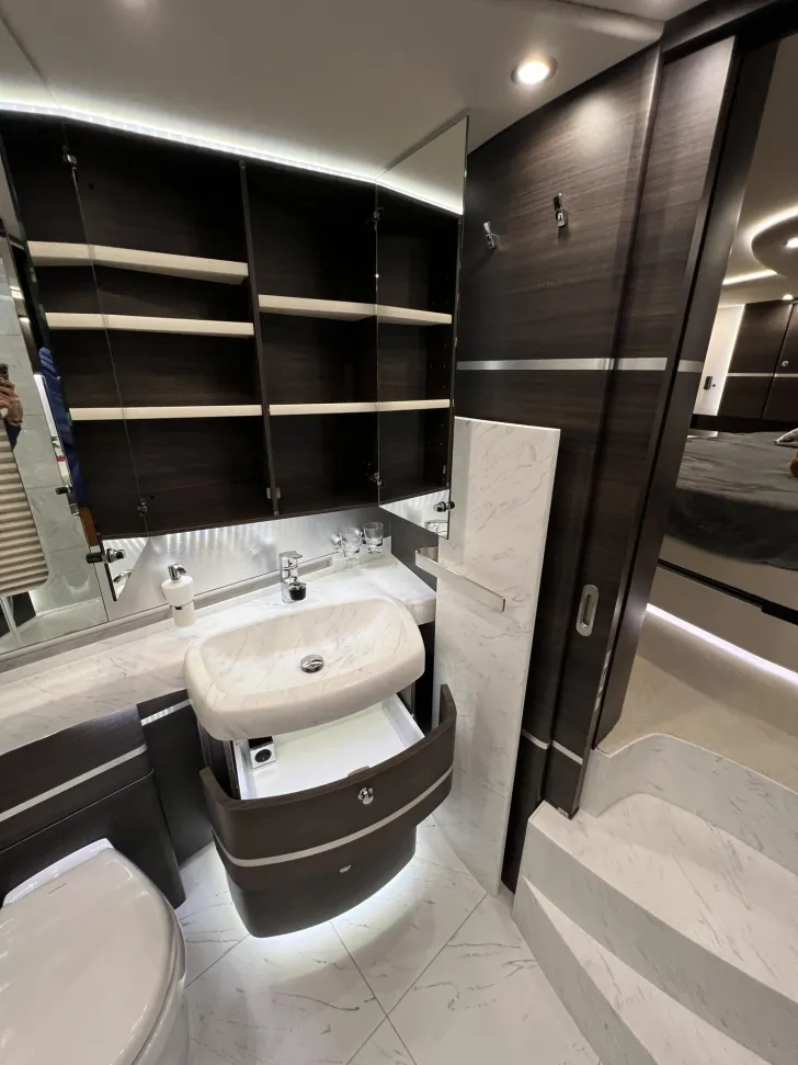Fahrzeugbild Concorde Centurion 1200 GST MB Actros (K550) #29