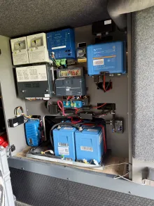 Fahrzeugbild Niesmann + Bischoff iSMOVE 6.9 E | 4,5t Automatik | L #8