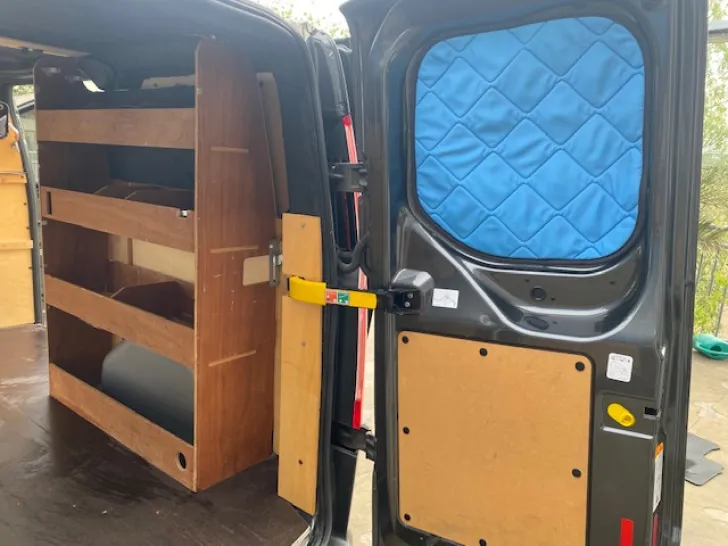 Fahrzeugbild Ford Transit Custom 270 L1 2.0 TDCi Trend 2,0 TDCi L1H1 340 Li #4