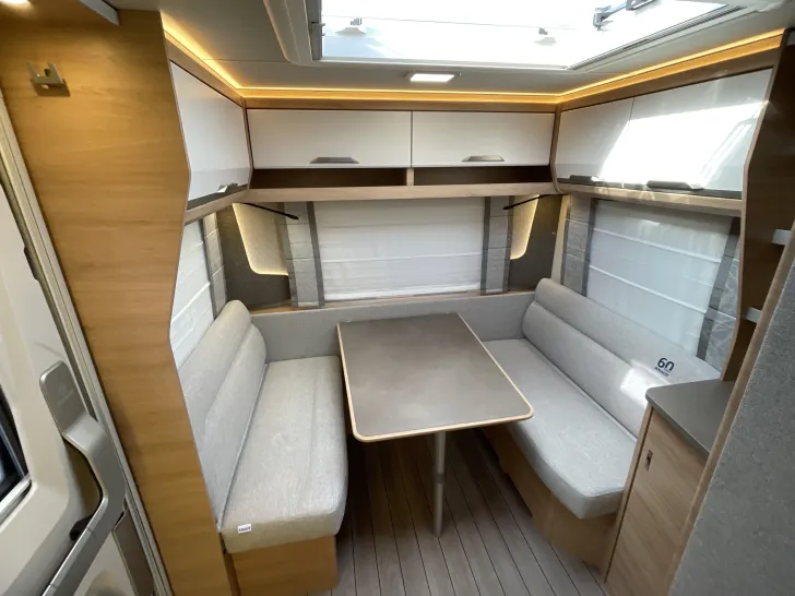 Fahrzeugbild Knaus Südwind 460 EU 60 Years #9
