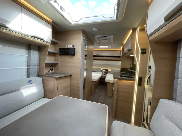 Fahrzeugbild Knaus Südwind 460 EU 60 Years #10