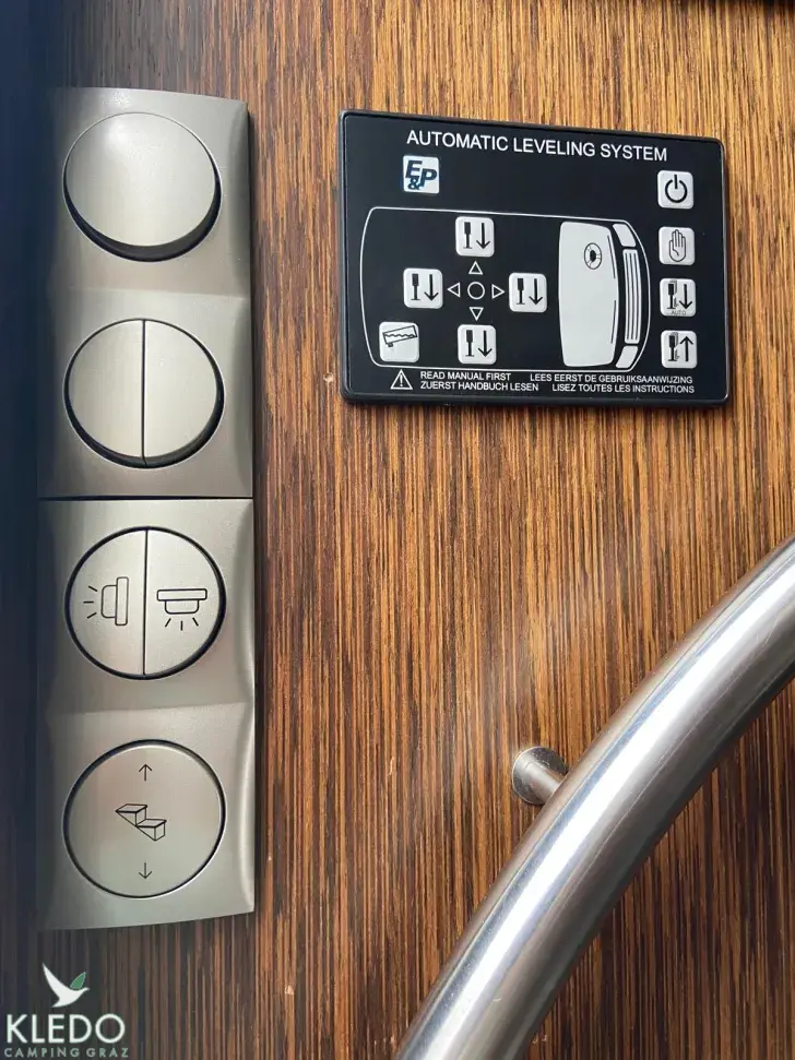 Fahrzeugbild Concorde Charisma III 850 L - VERMITTLUNG - #54