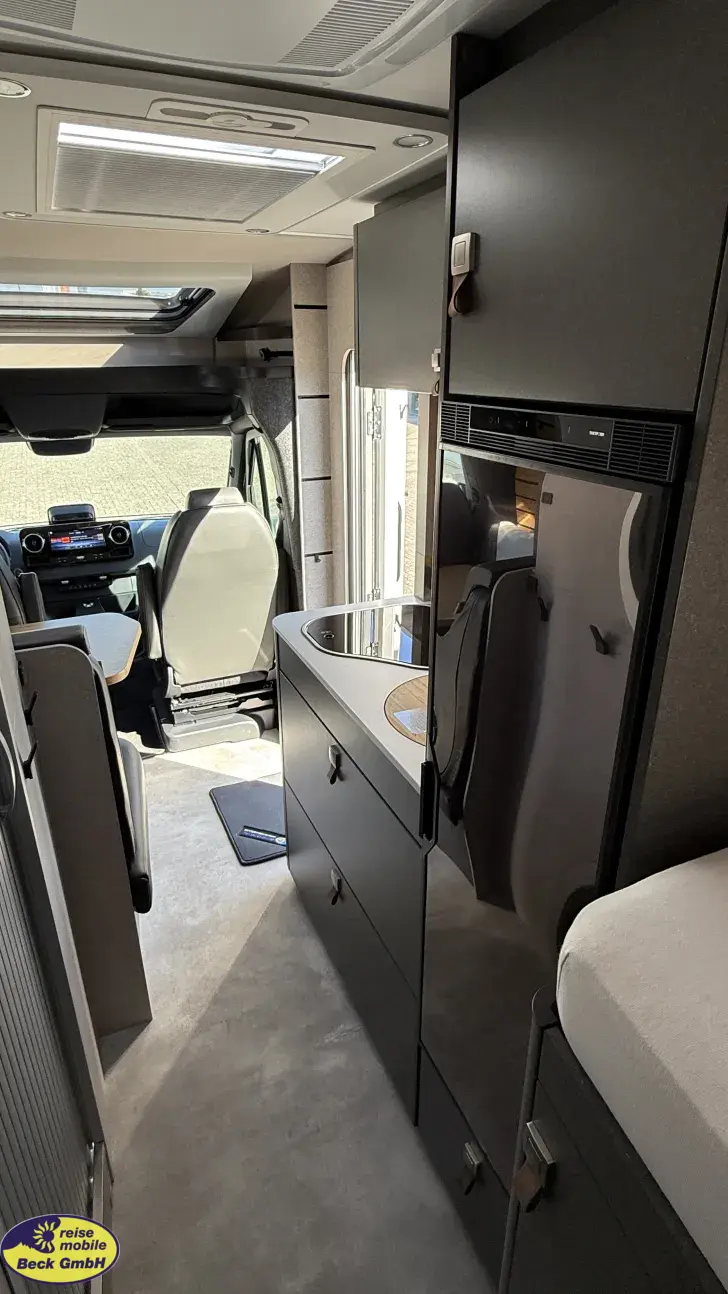 Fahrzeugbild Hymer ML-T 570 CrossOver Top Wagen mit Hubstützen etc. #16