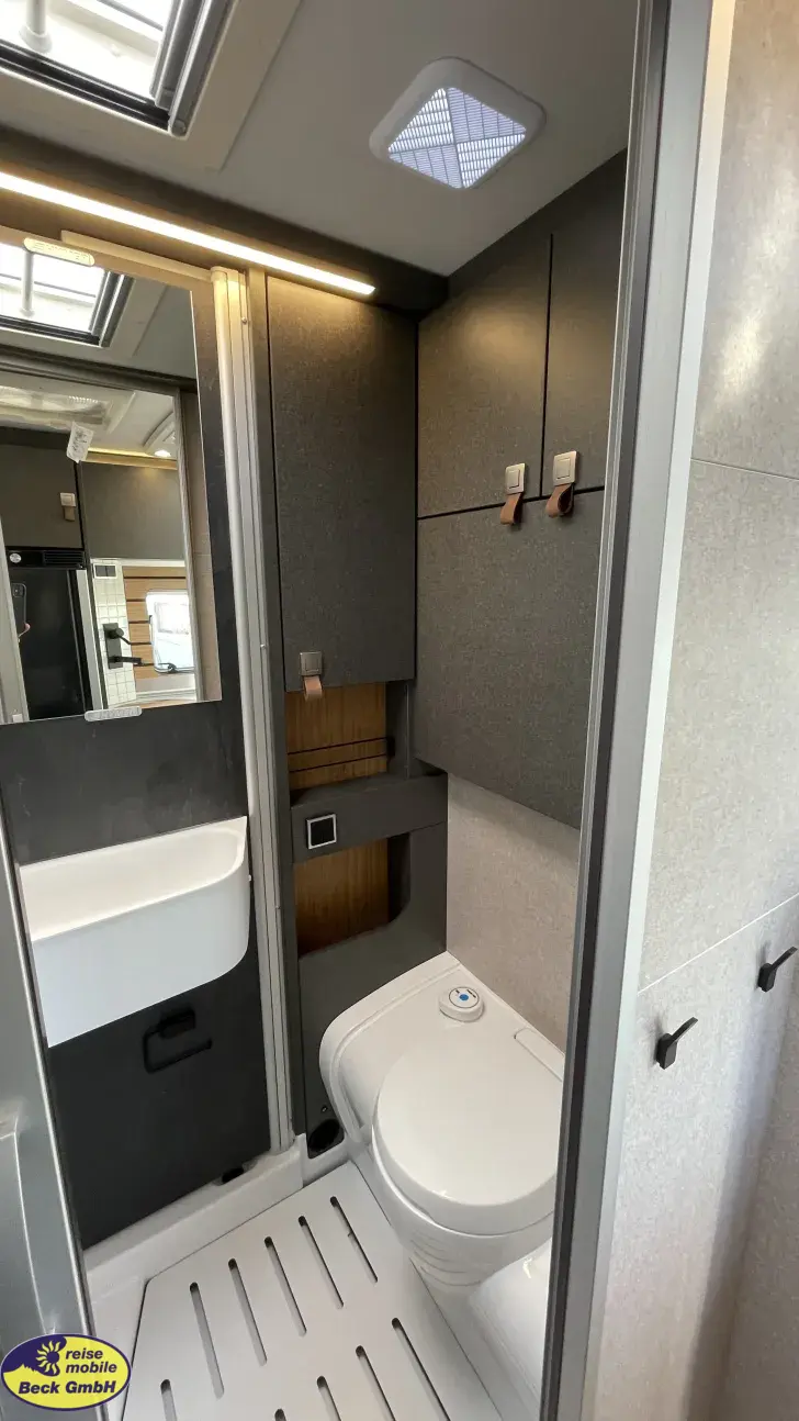 Fahrzeugbild Hymer ML-T 570 CrossOver Top Wagen mit Hubstützen etc. #17