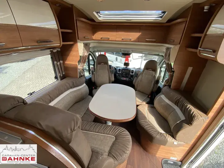 Fahrzeugbild Carthago chic c-line T 4.8 LE HA-Luftfederung*Solar*2xTV* #3