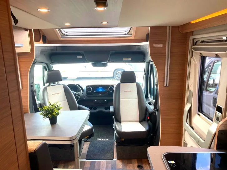 Fahrzeugbild Weinsberg CaraCompact MB EDITION PEPPER 640 MEG Aus 1.Hand #20