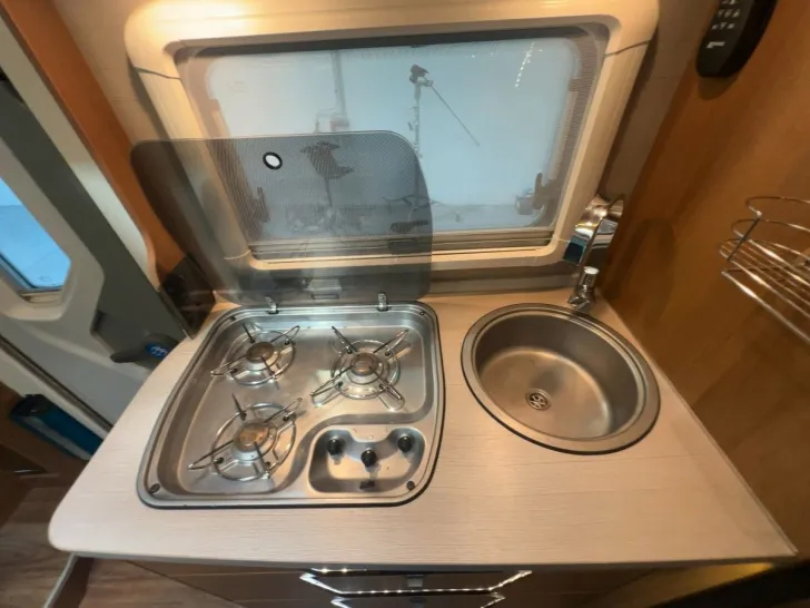 Fahrzeugbild Knaus VAN I 650 MEG/Automatik/Einzelbetten+Hubbett #13