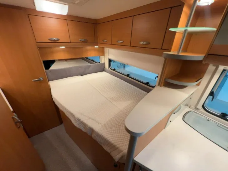 Fahrzeugbild Knaus Sport TI 700 UFB/Festbett/Klimaanlage/Markise #11