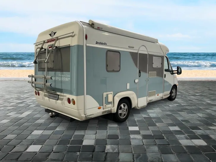 Fahrzeugbild Dethleffs Globetrotter Premium Class/Festbett/AHK/Markise #4
