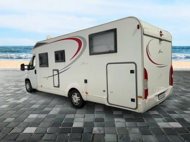 Fahrzeugbild Bürstner Nexxo T 728/Einzelbetten/Garage/SAT/2xKlima #3