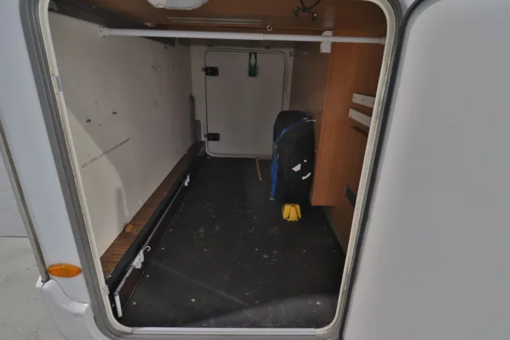 Fahrzeugbild Bürstner Nexxo T 728/Einzelbetten/Garage/SAT/2xKlima #6