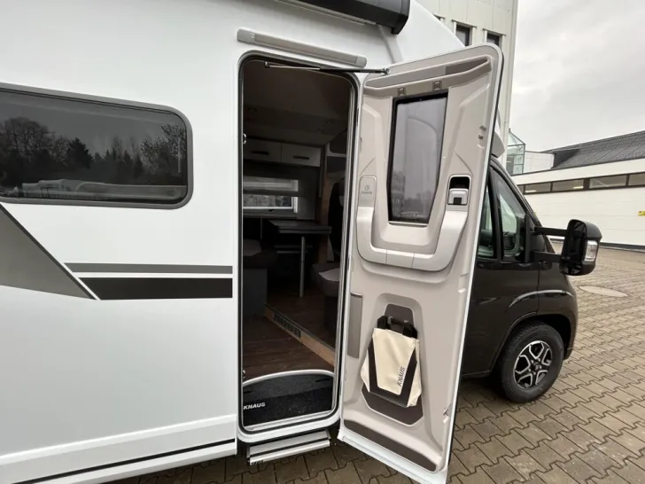 Fahrzeugbild Knaus L!VE WAVE PLATINUM SELECTION 650 MEG #6