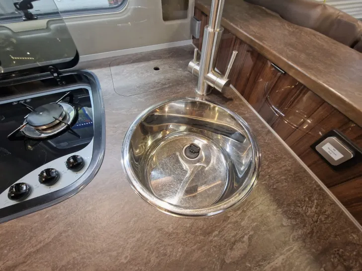 Fahrzeugbild Knaus Sun I 900 LEG Sehr gut gepflegt; s #8