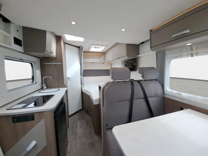 Fahrzeugbild Carado T 135 Pro+, Hubbett, Solar, LTE, TV #9