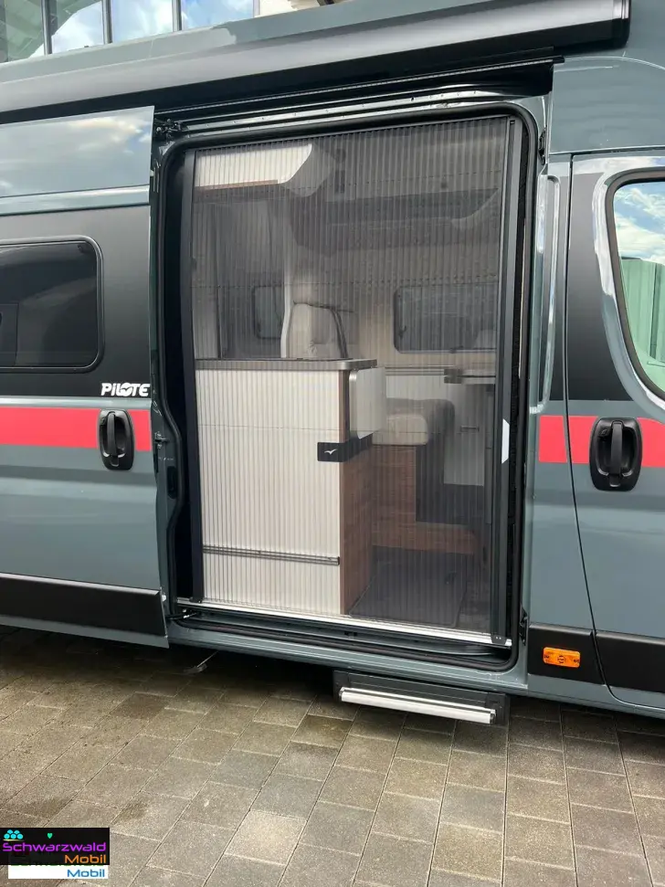 Fahrzeugbild Pilote V633M - Automatik- Tageszulassung- #3