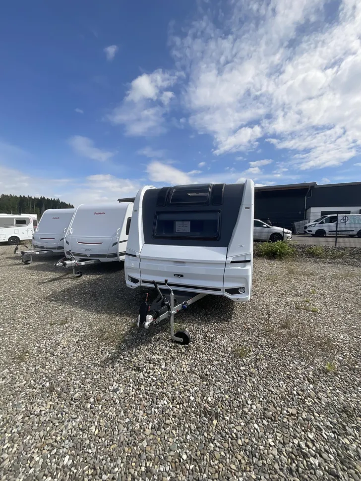 Fahrzeugbild Dethleffs Beduin Scandinavia 690 BQT 8.100 EUR Vorteil! #3