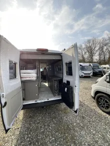 Fahrzeugbild Hymer Yellowstone 640 #6
