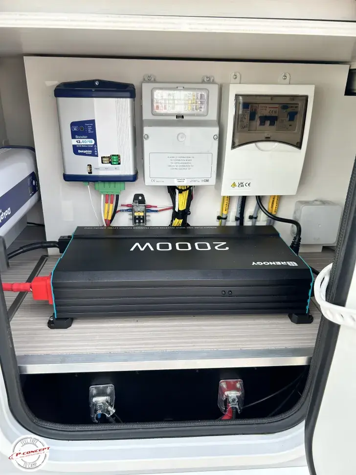 Fahrzeugbild Notin Progress VERA 1 Hd.-Solar-LiFePo 200Ah #36