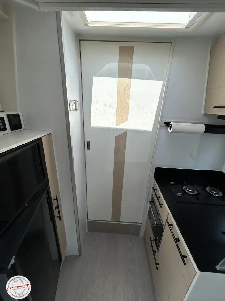 Fahrzeugbild Notin Progress VERA 1 Hd.-Solar-LiFePo 200Ah #19
