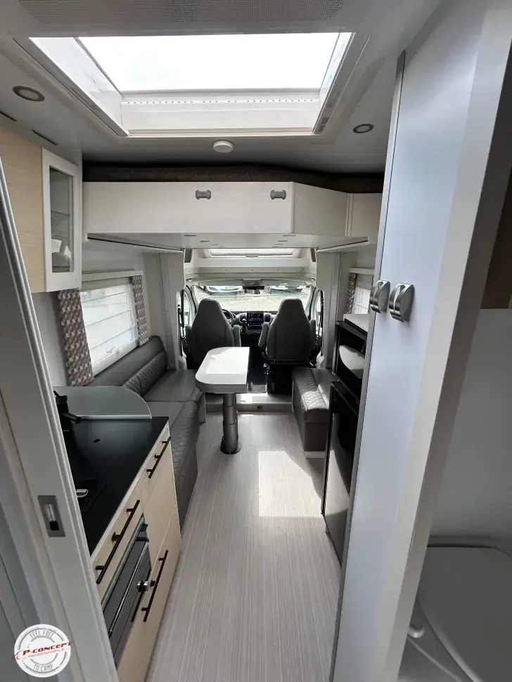 Fahrzeugbild Notin Progress VERA 1 Hd.-Solar-LiFePo 200Ah #11
