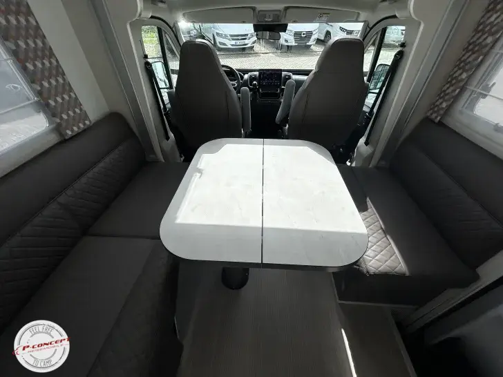 Fahrzeugbild Notin Progress VERA 1 Hd.-Solar-LiFePo 200Ah #13