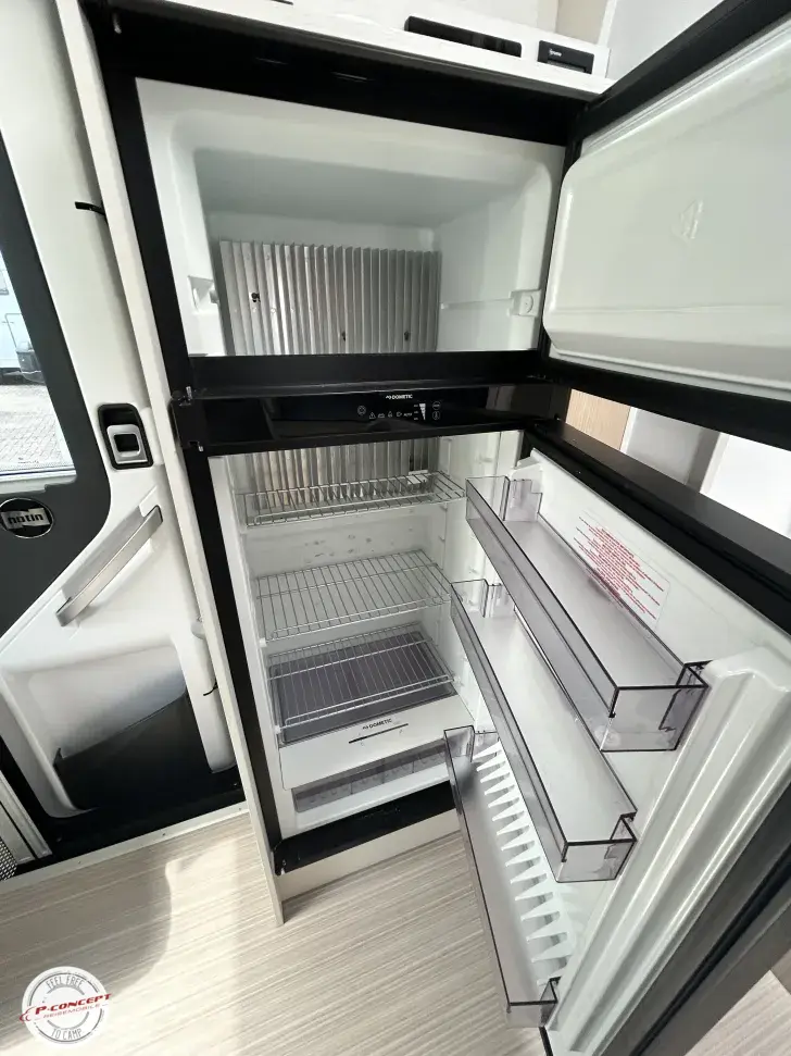 Fahrzeugbild Notin Progress VERA 1 Hd.-Solar-LiFePo 200Ah #22